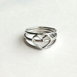 Sterling Silver Open Heart Ring sz 6 NEW